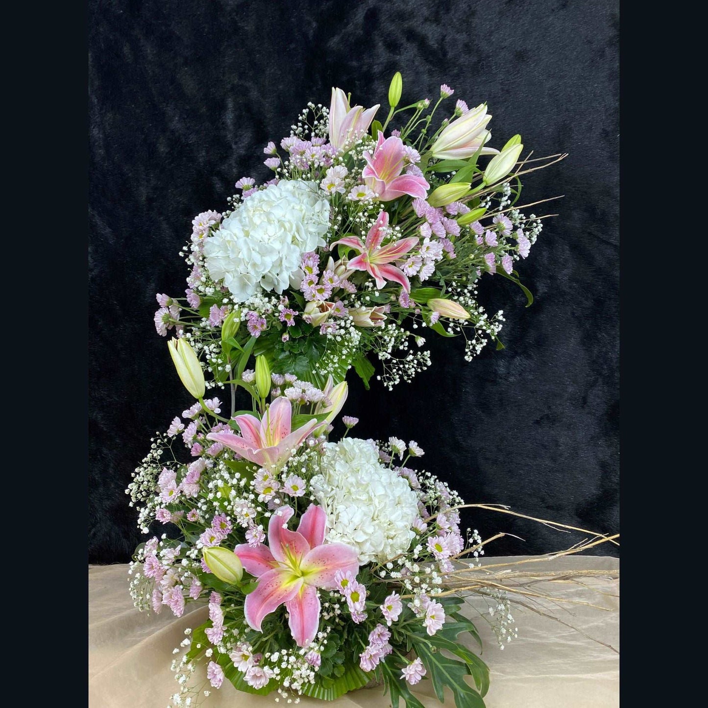 Buy Majestic Beauty Fresh Flower Bouquet In Kolkata