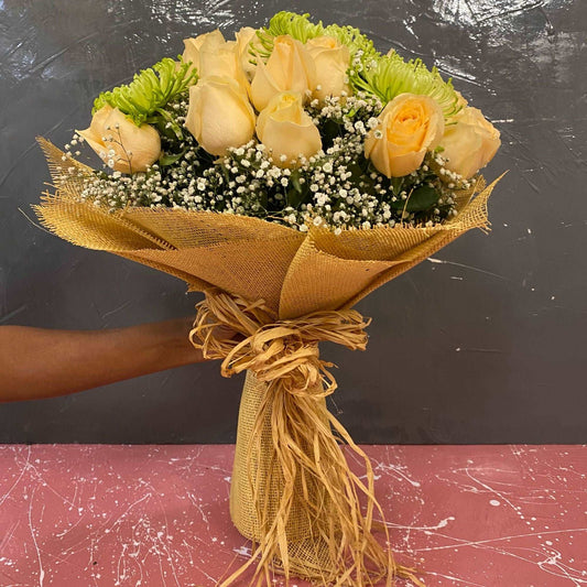 Summer Breeze Fresh Flower Bouquet: Kolkata's Vibrant Blooms