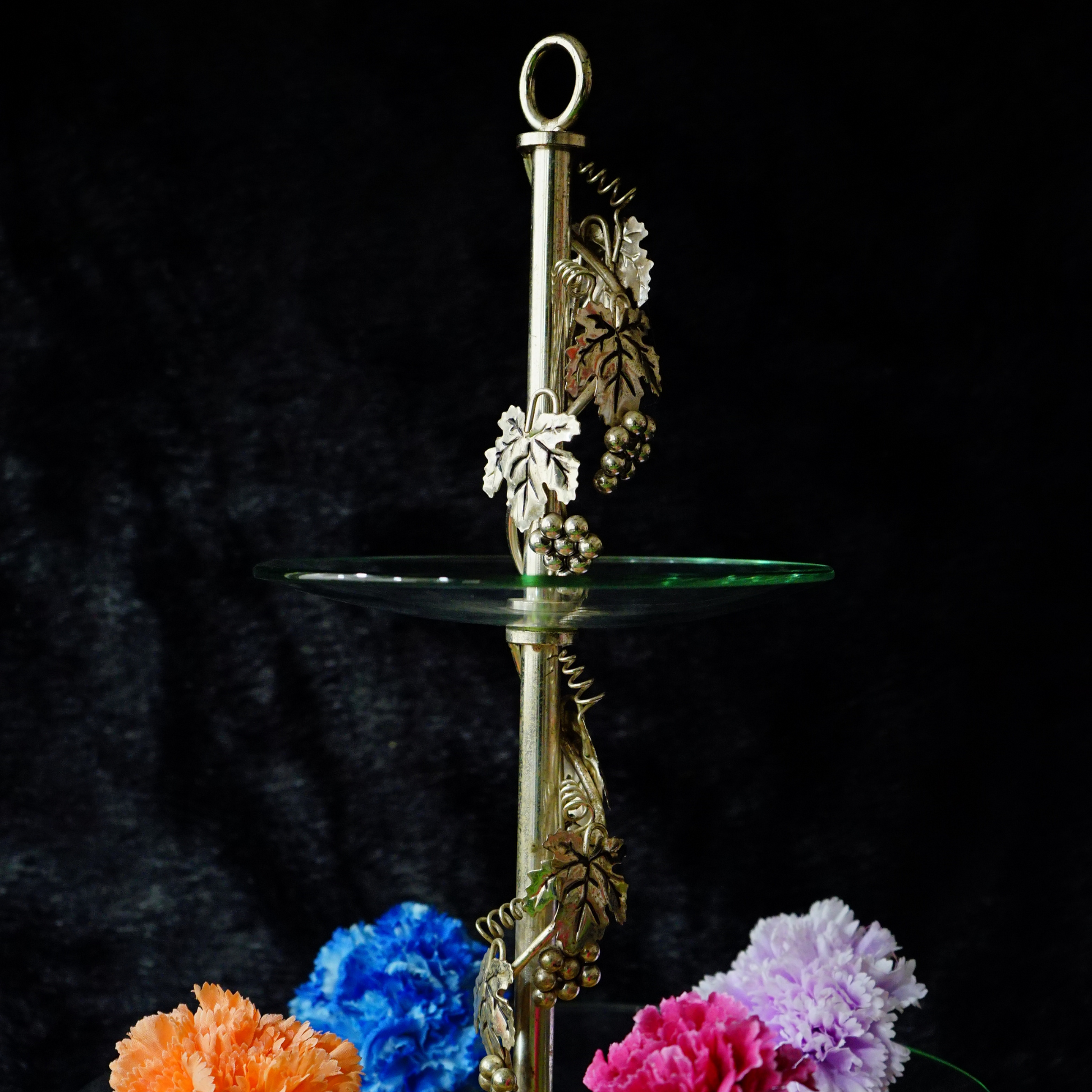 GLASS DESIGN LONG VASE - Oriental Flowers