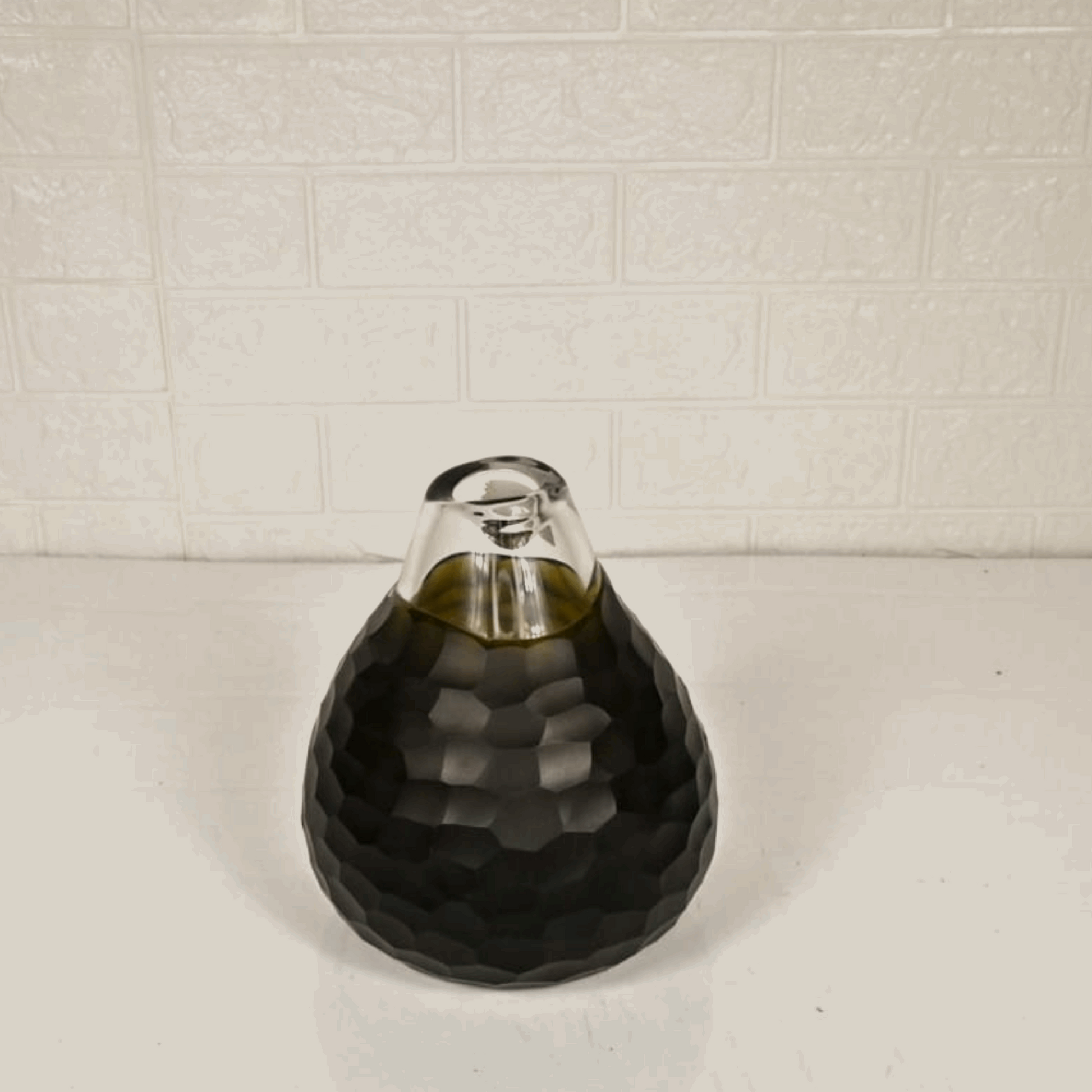 BLACK JAR VASE - Oriental Flowers