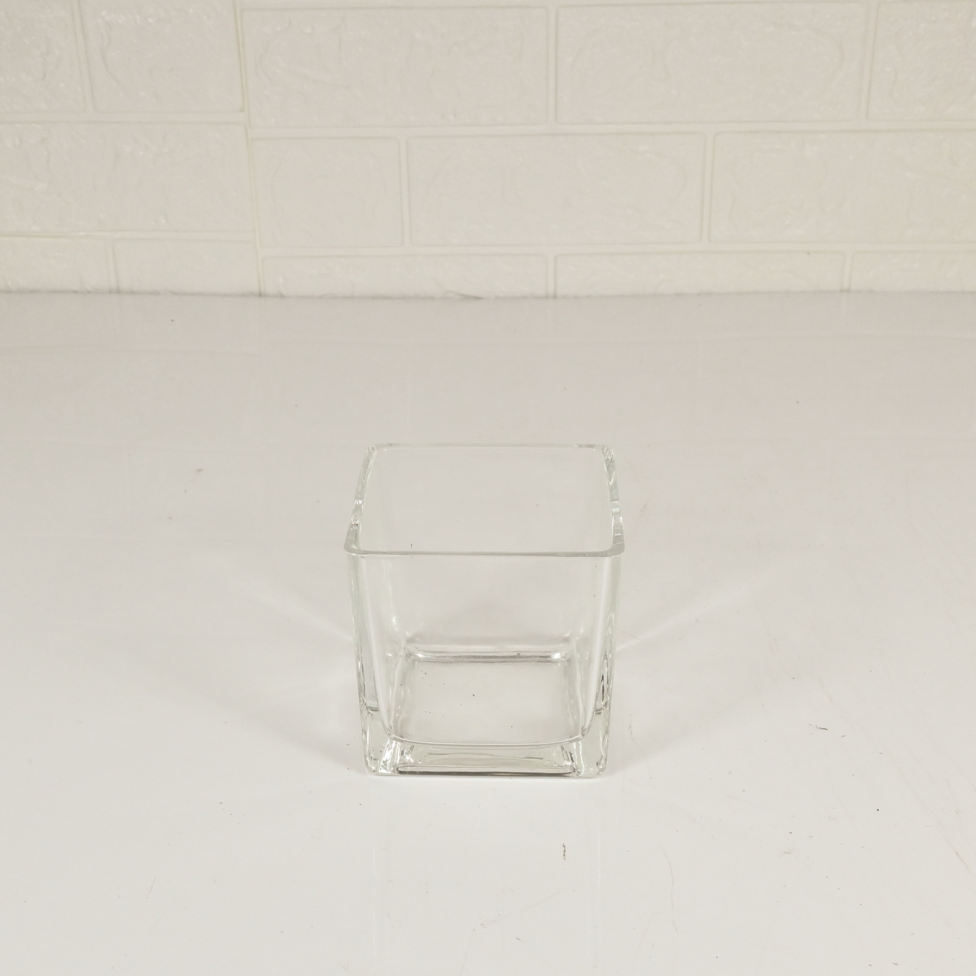 GLASS SQUARE VASE - Oriental Flowers