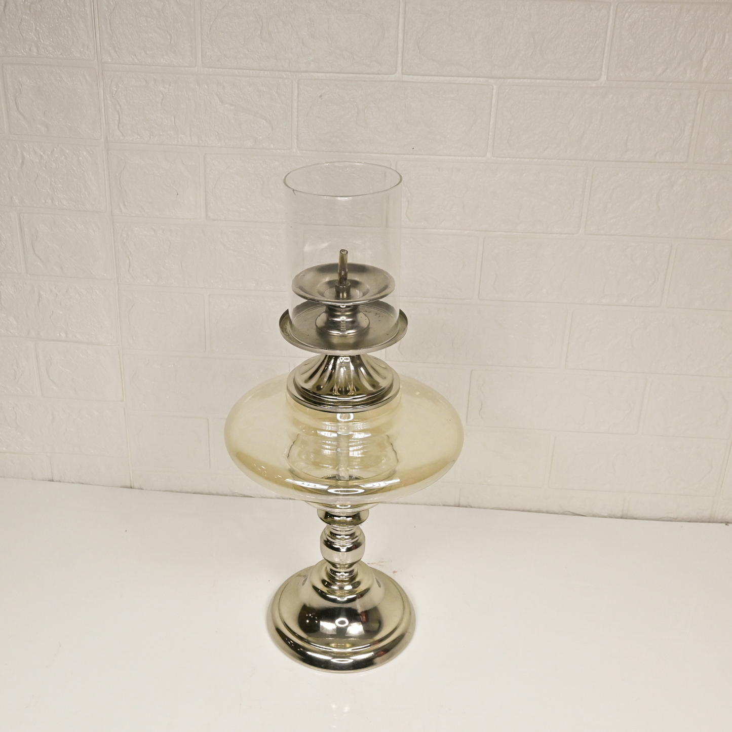 METAL BASE GLASS STAND - Oriental Flowers