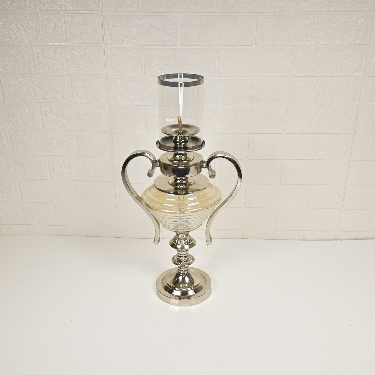 METAL BASE GLASS STAND - Oriental Flowers