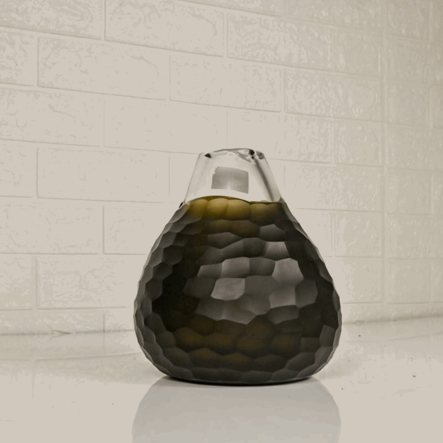 BLACK JAR VASE - Oriental Flowers