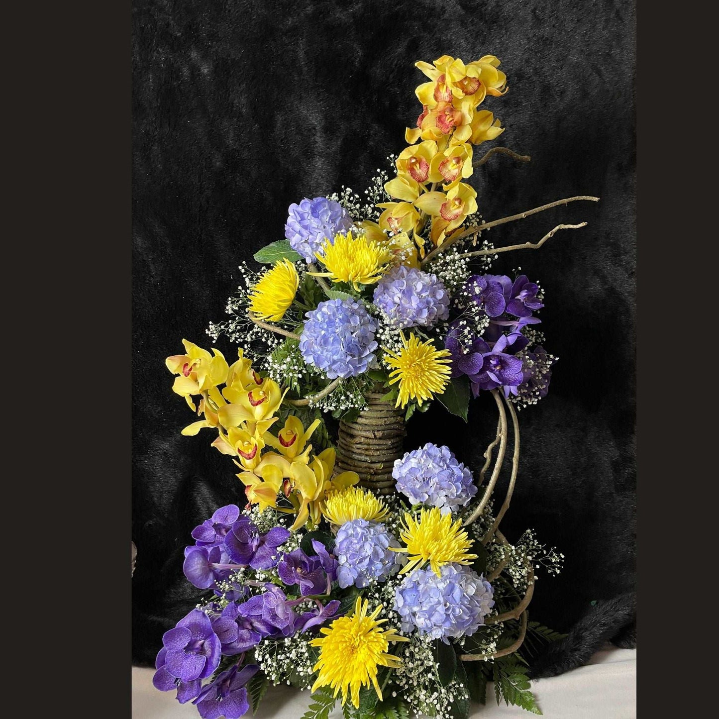 ORIENTAL FLOWERS EXQUISITE PETAL PARADE BOUQUET - Oriental Flowers