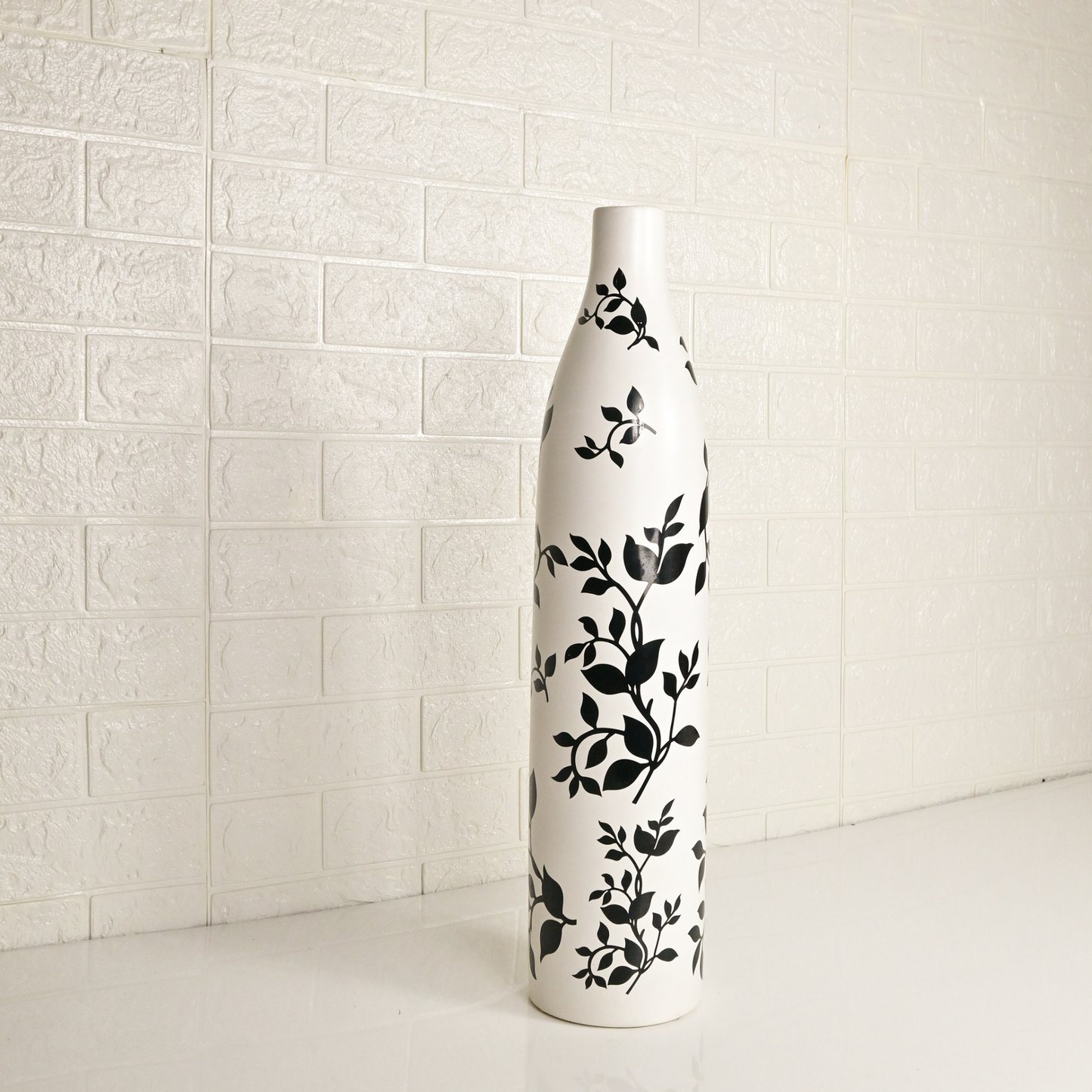 CERAMIC ART VASE - Oriental Flowers