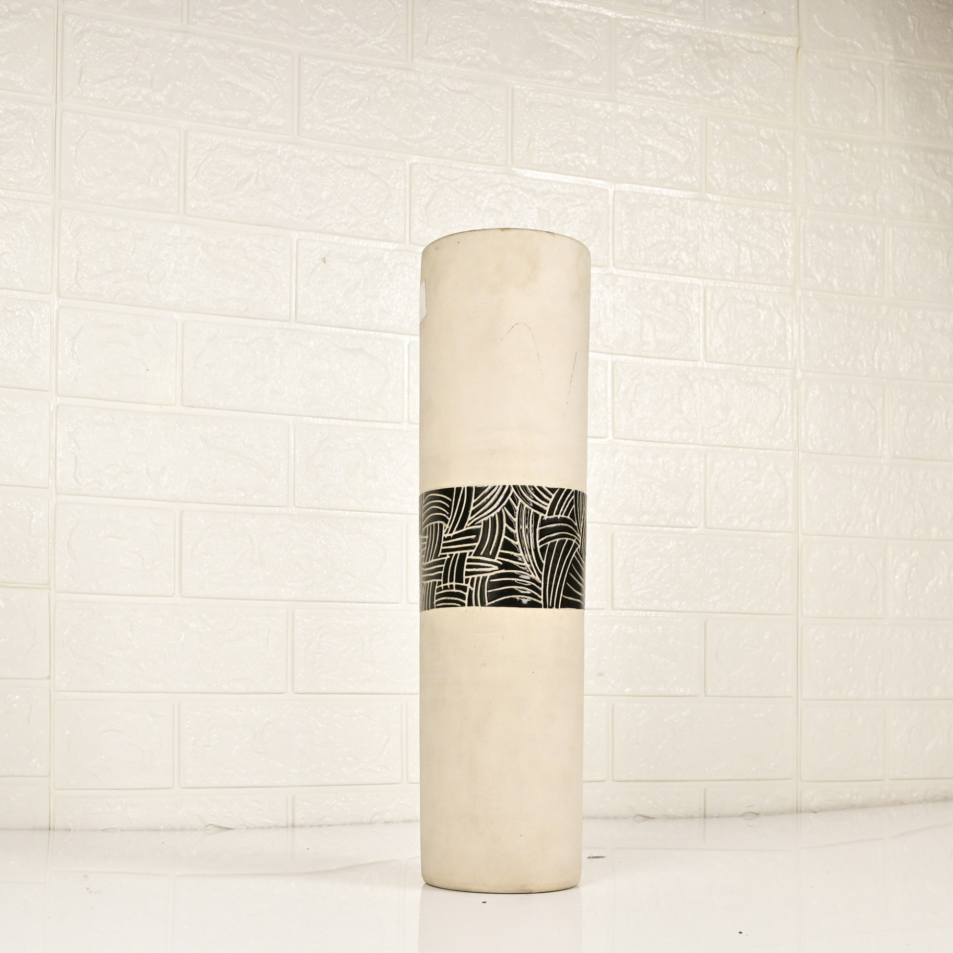 CERAMIC LONG VASE - Oriental Flowers