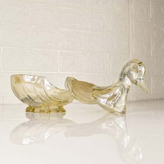 DUCK GLASS SHOWPIECE - Oriental Flowers